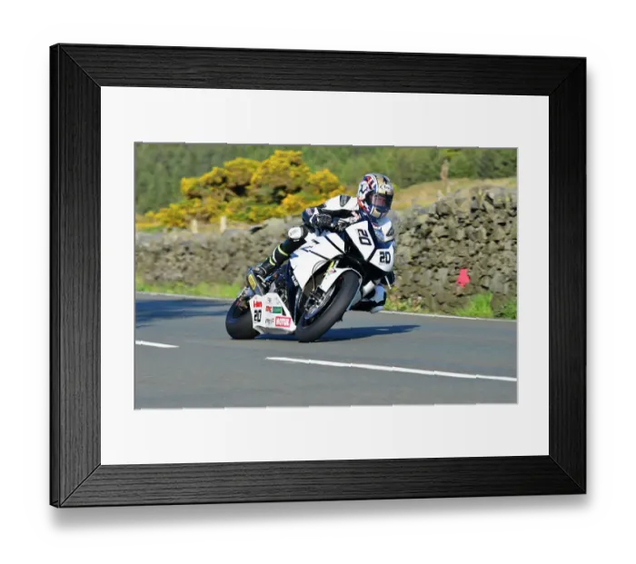 Framed Print : Steve Mercer Honda 2015 Senior TT