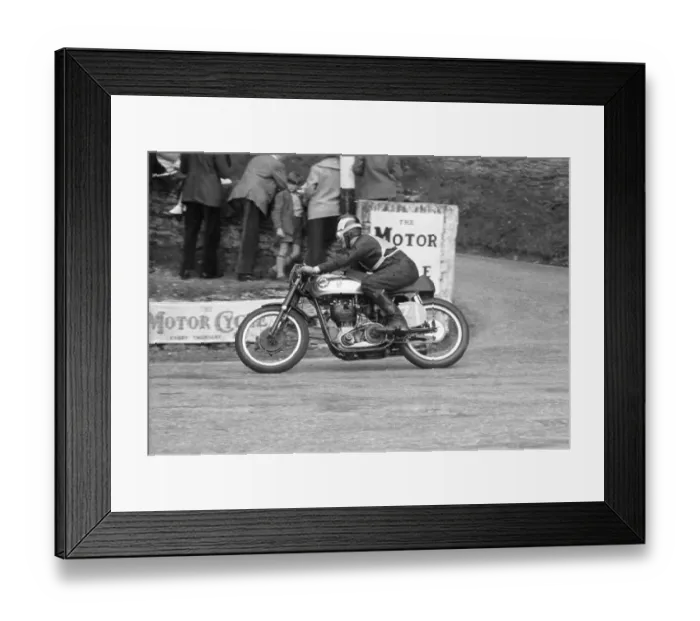 Framed Print : David Legge BSA 1956 Junior Manx Grand Prix Framed Print : David Legge BSA 1956 Junior Manx Grand Prix