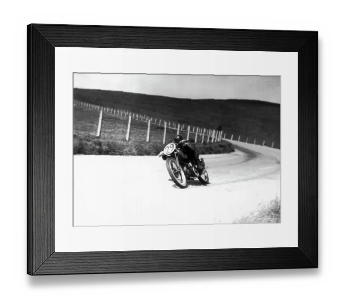 Framed Print : Omobono Tenni Guzzi 1937 Lightweight TT Framed Print : Omobono Tenni Guzzi 1937 Lightweight TT