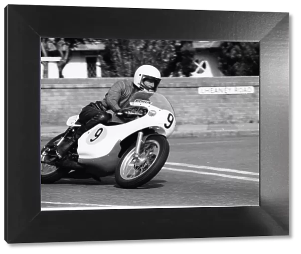 Trevor Parker Maxton Yamaha 1977 Junior Manx Grand Prix