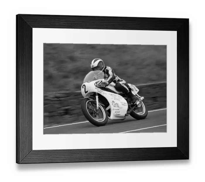 Framed Print : Alan Phillips Yamaha 1981 Senior Manx Grand Prix Framed Print : Alan Phillips Yamaha 1981 Senior Manx Grand Prix