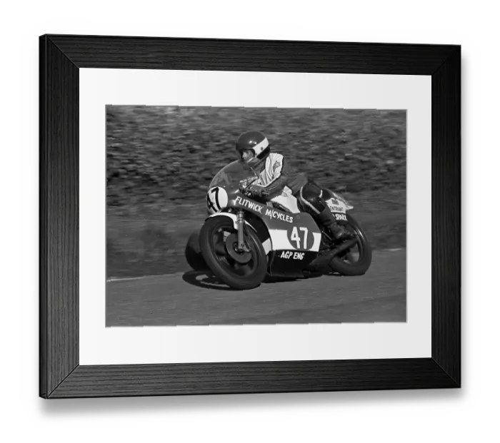 Framed Print : Alan Pearson Yamaha 1979 Junior Newcomers Manx Grand Prix Framed Print : Alan Pearson Yamaha 1979 Junior Newcomers Manx Grand Prix