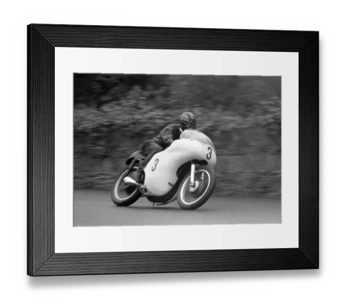 Framed Print : Neil Pendreigh Matchless 1962 Senior Manx Grand Prix Framed Print : Neil Pendreigh Matchless 1962 Senior Manx Grand Prix