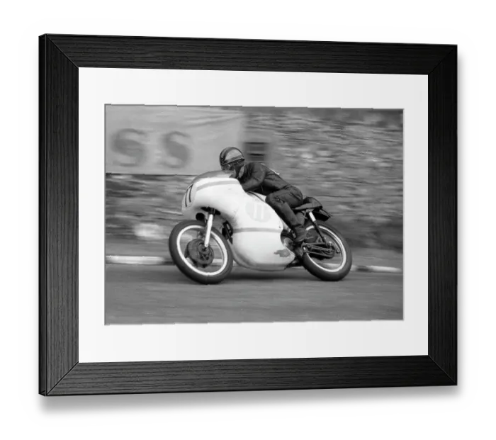 Framed Print : Neil Pendreigh Norton 1962 Junior Manx Grand Prix Framed Print : Neil Pendreigh Norton 1962 Junior Manx Grand Prix