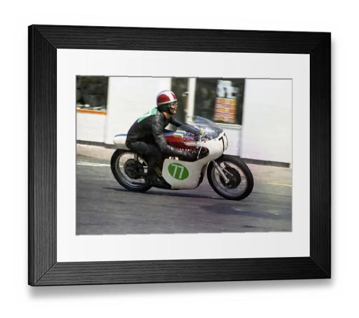 Framed Print : Andy Manship Yamaha 1969 Lightweight TT Framed Print : Andy Manship Yamaha 1969 Lightweight TT