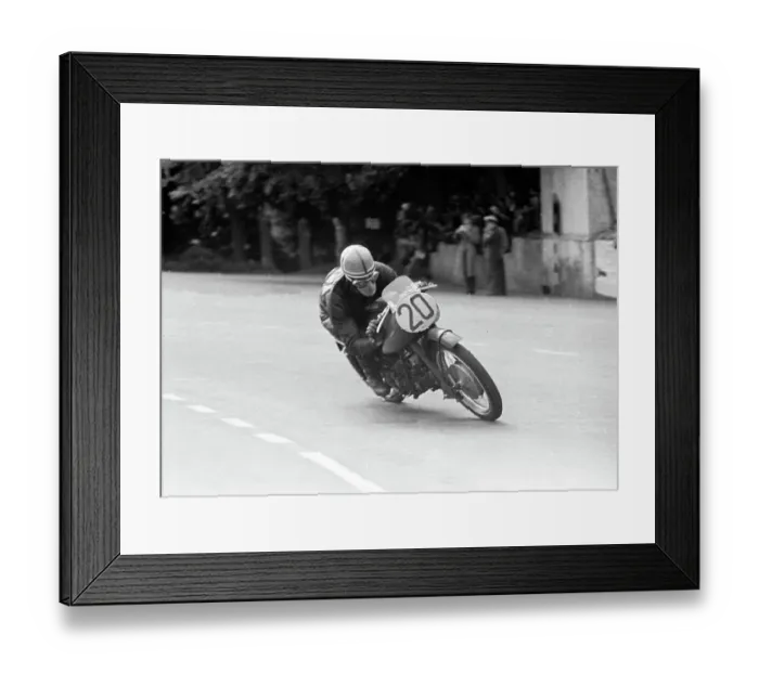 Framed Print : Syd Lawton (Guzzi) at Braddan Bridge, 1952 Lightweight TT Framed Print : Syd Lawton (Guzzi) at Braddan Bridge, 1952 Lightweight TT