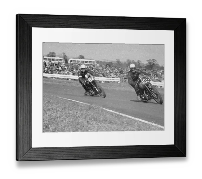 Framed Print : Cyril Stevens (Triumph) and Ernie Procter (Norton) 1951 Goodwood Framed Print : Cyril Stevens (Triumph) and Ernie Procter (Norton) 1951 Goodwood