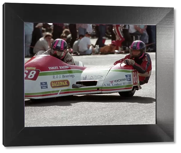 Greg Lambert & Carl Kirwin (Shelbourne Yamaha) at Ramsey, 1993 Sidecar TT