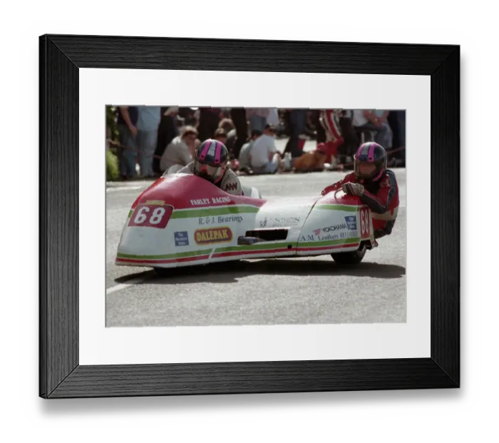 Framed Print : Greg Lambert & Carl Kirwin (Shelbourne Yamaha) at Ramsey, 1993 Sidecar TT Framed Print : Greg Lambert & Carl Kirwin (Shelbourne Yamaha) at Ramsey, 1993 Sidecar TT