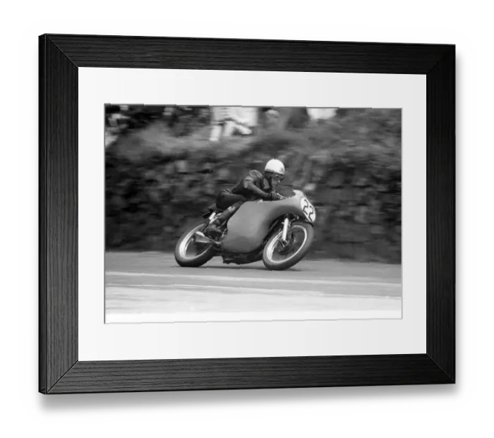 Framed Print : Peter Middleton Norton 1960 Senior TT Framed Print : Peter Middleton Norton 1960 Senior TT