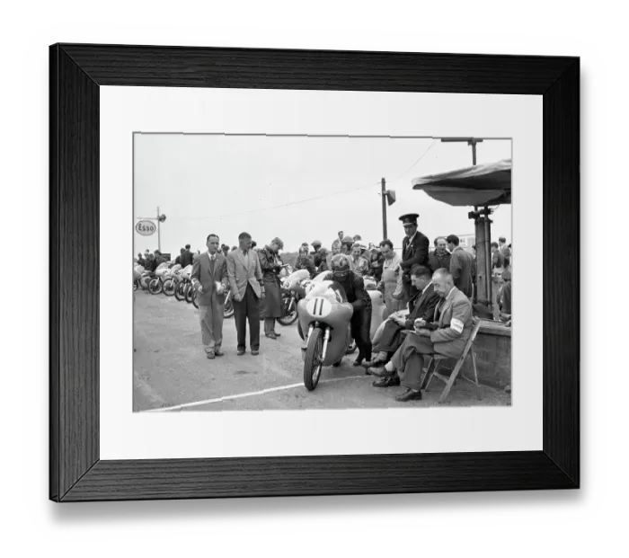 Framed Print : Paddy Driver Norton Practice 1961 Senior TT Framed Print : Paddy Driver Norton Practice 1961 Senior TT