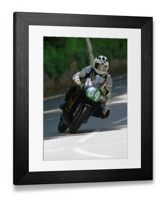 Framed Print : Robert Dunlop (Crossan Honda) 2002 Ultra Lightweight TT Framed Print : Robert Dunlop (Crossan Honda) 2002 Ultra Lightweight TT