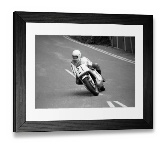 Framed Print : Barry Ditchburn Kawasaki 1975 Senior TT Framed Print : Barry Ditchburn Kawasaki 1975 Senior TT