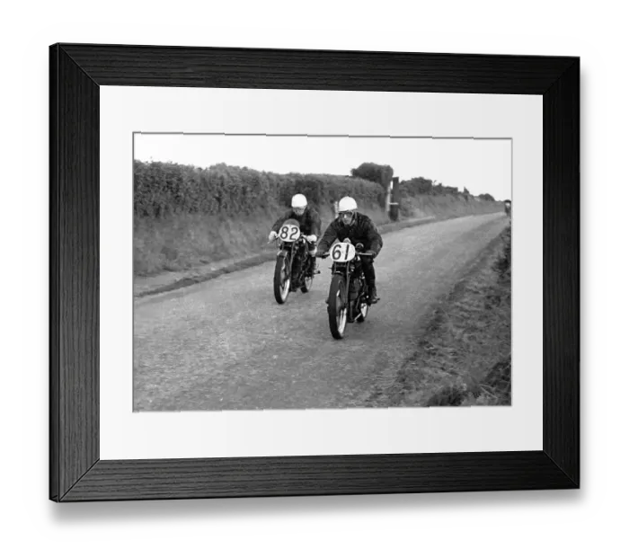 Framed Print : Gerry Edwards Velocette and Derek Farrant (Velocette)1951 Junior MGP Practice Framed Print : Gerry Edwards Velocette and Derek Farrant (Velocette)1951 Junior MGP Practice