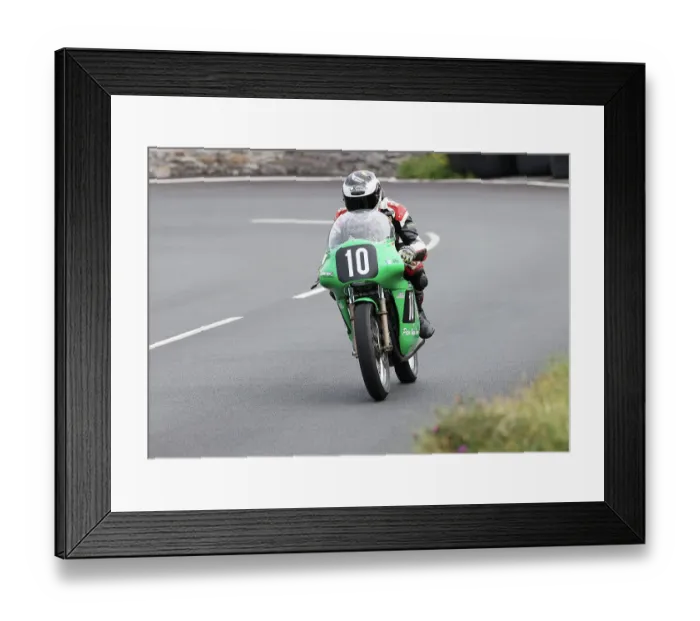 Framed Print : Stefano Bonetti Paton 2022 Senior Classic Manx Grand Prix Framed Print : Stefano Bonetti Paton 2022 Senior Classic Manx Grand Prix