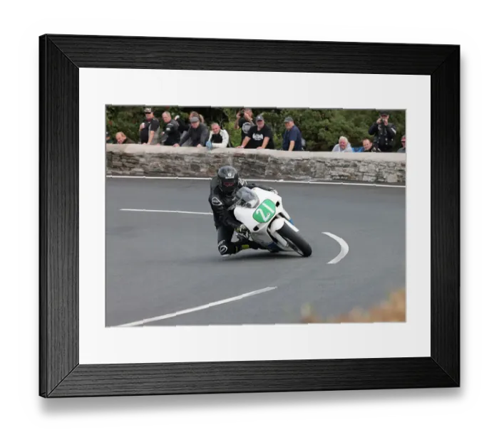 Framed Print : Stuart Hall Yamaha 2022 Lightweight Manx Grand Prix Framed Print : Stuart Hall Yamaha 2022 Lightweight Manx Grand Prix