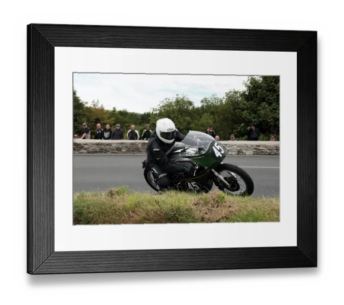 Framed Print : Lee Jennings Norton 2022 Senior Classic Manx Grand Prix