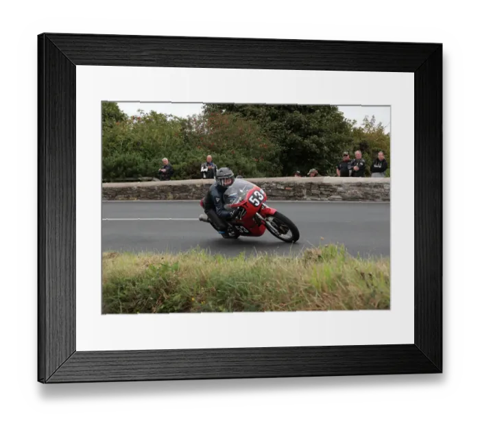 Framed Print : Shelley Pike BSA 2022 SeniorClassic Manx Grand Prix