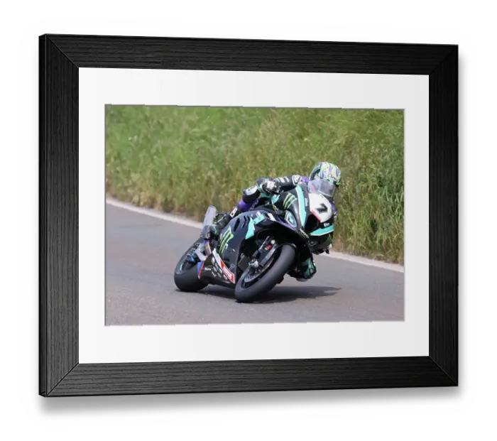 Framed Print : Josh Brookes BMW 2023 Senior TT Framed Print : Josh Brookes BMW 2023 Senior TT