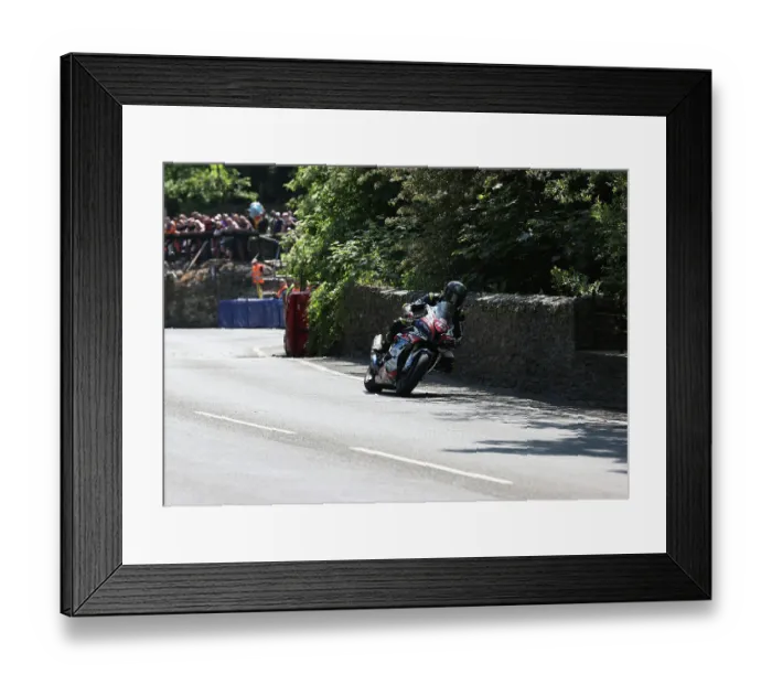 Framed Print : Allan Venter BMW 2023 Superstock TT Framed Print : Allan Venter BMW 2023 Superstock TT