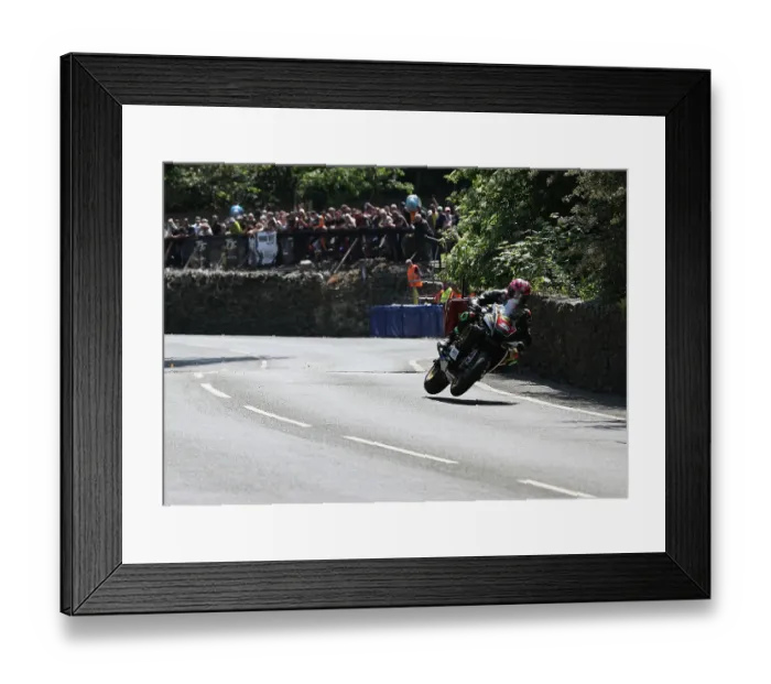 Framed Print : James Hillier Yamaha 2023 Superstock TT