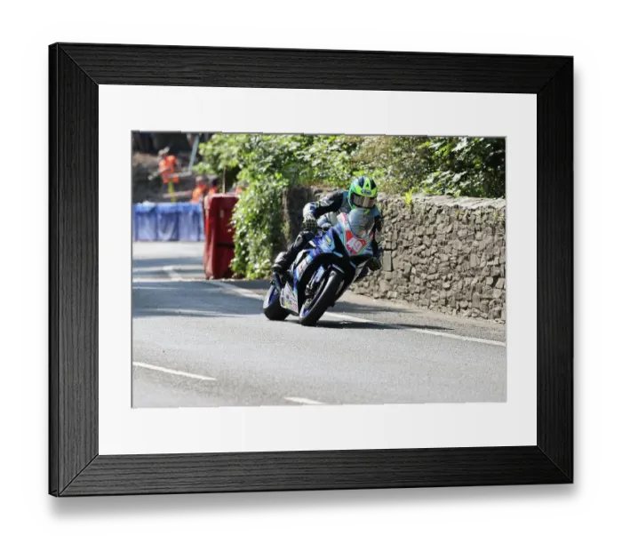 Framed Print : James Chawke Suzuki 2023 Superstock TT