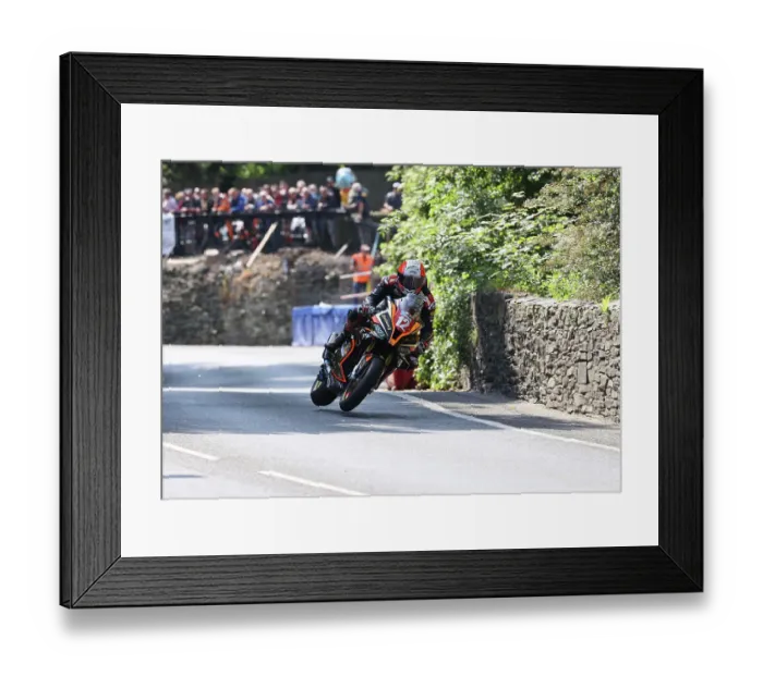 Framed Print : Michael Rutter BMW 2023 Superstock TT Framed Print : Michael Rutter BMW 2023 Superstock TT