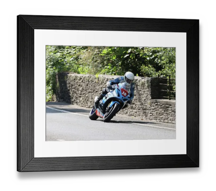 Framed Print : Shaun Anderson Suzuki 2023 Superstock TT Framed Print : Shaun Anderson Suzuki 2023 Superstock TT