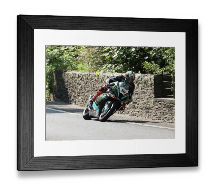 Framed Print : Peter Hickman BMW 2023 Superstock TT Framed Print : Peter Hickman BMW 2023 Superstock TT