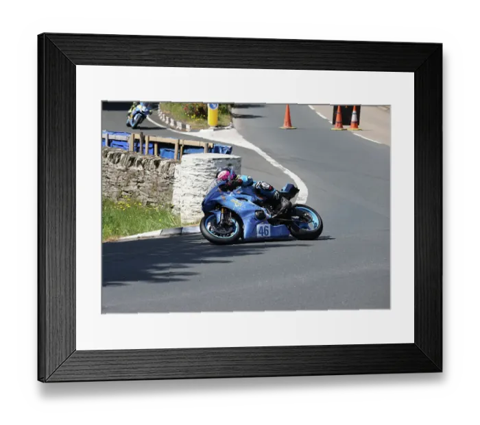 Framed Print : Forest Dunn Yamaha 2023 Supersport TT Framed Print : Forest Dunn Yamaha 2023 Supersport TT