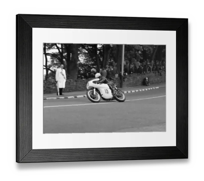 Framed Print : Roy Ingram Norton 1964 Senior TT Framed Print : Roy Ingram Norton 1964 Senior TT