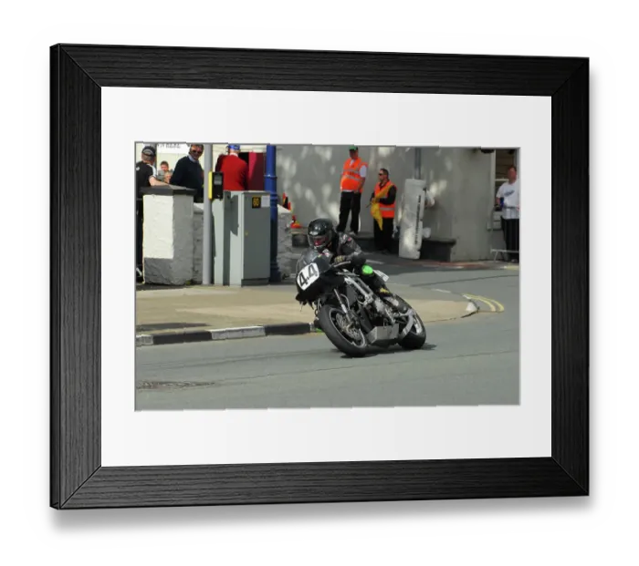 Framed Print : Paul Wilson Honda 2015 Formula One Classic Manx Grand Prix Framed Print : Paul Wilson Honda 2015 Formula One Classic Manx Grand Prix