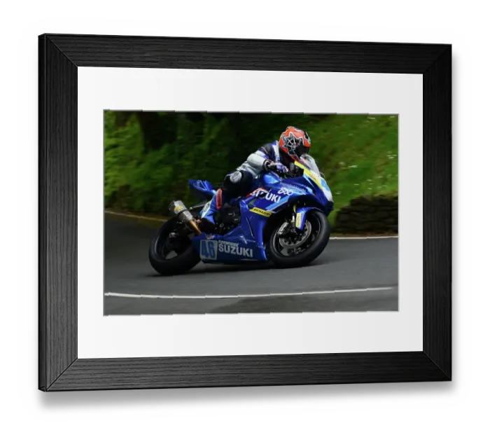 Framed Print : Stephen L Thompson Suzuki 2014 Supersport TT Framed Print : Stephen L Thompson Suzuki 2014 Supersport TT