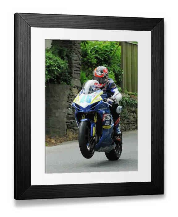 Framed Print : Stephen L Thompson Suzuki 2014 Supersport TT Framed Print : Stephen L Thompson Suzuki 2014 Supersport TT
