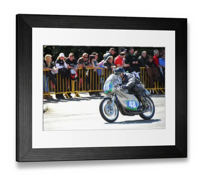 Framed Print : Jeff Ward Suzuki 2014 Lightweight Classic Manx Grand Prix Framed Print : Jeff Ward Suzuki 2014 Lightweight Classic Manx Grand Prix