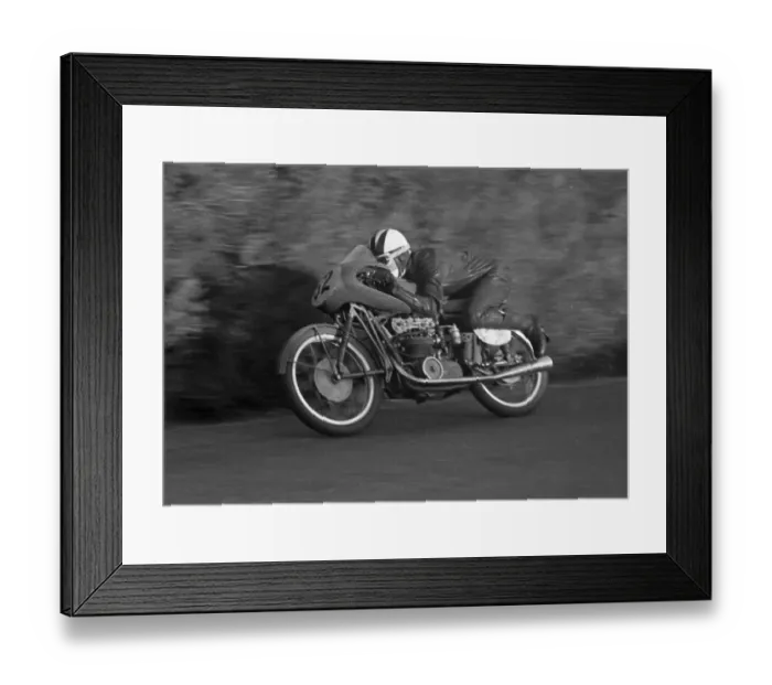 Framed Print : Cecil Sandford MV 1953 Ultra Lightweight TT Framed Print : Cecil Sandford MV 1953 Ultra Lightweight TT