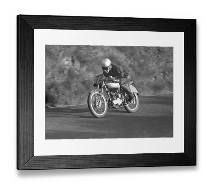 Framed Print : Len Harfield BSA 1953 Ultra Lightweight TT Framed Print : Len Harfield BSA 1953 Ultra Lightweight TT