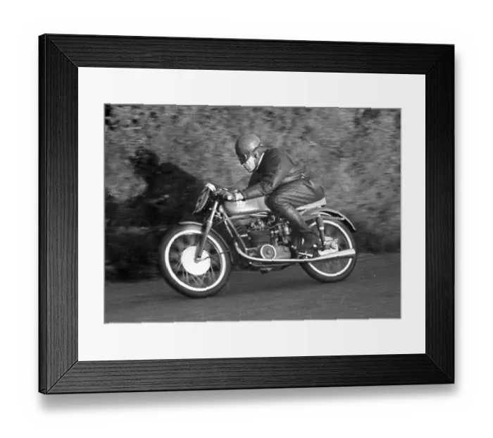 Framed Print : Doug Beasley MV 1953 Ultra Lightweight TT Framed Print : Doug Beasley MV 1953 Ultra Lightweight TT
