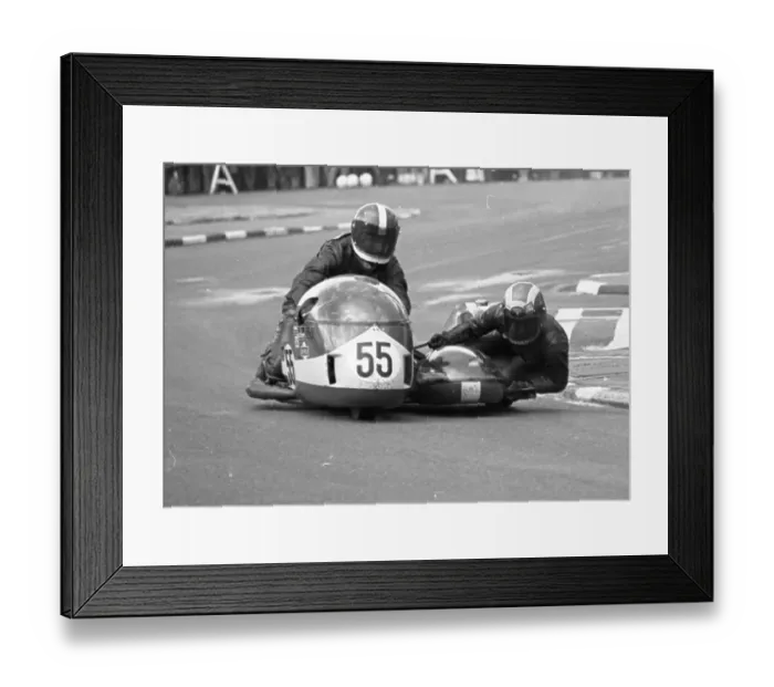 Framed Print : Pete Hardcastle Roger Osborne PJH Weslake 1975 1000 Sidecar TT Framed Print : Pete Hardcastle Roger Osborne PJH Weslake 1975 1000 Sidecar TT