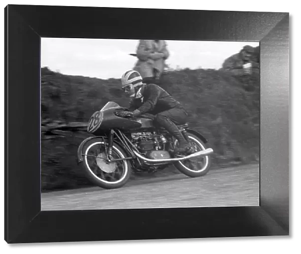 Bill Lomas MV 1954 Ultra Lightweight TT