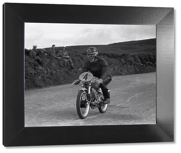 Jim Crossley Anelay 1954 Ultra Lightweight TT Practice