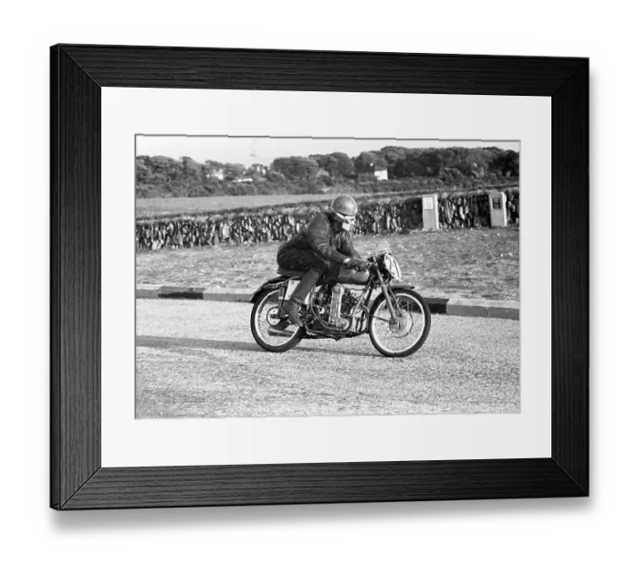 Framed Print : Jim Thomson MV 1954 Ultra Lightweight TT Framed Print : Jim Thomson MV 1954 Ultra Lightweight TT