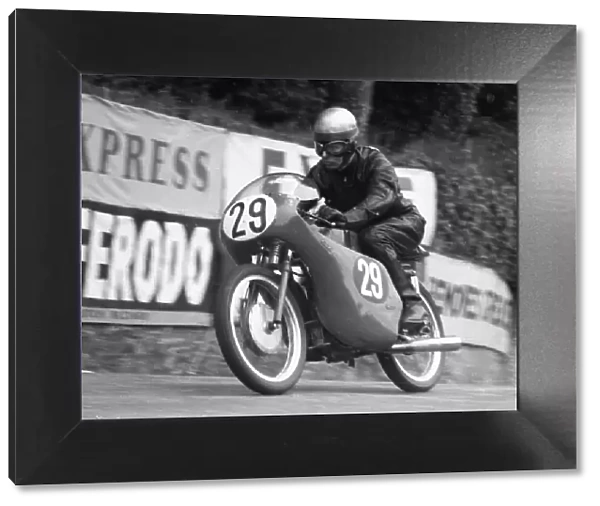 Pat Walsh MV 1961 Ultra Lightweight TT