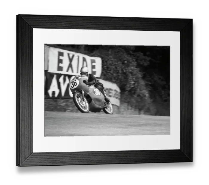 Framed Print : Masuda Shunkichi Suzuki 1961 Ultra Lightweight TT Framed Print : Masuda Shunkichi Suzuki 1961 Ultra Lightweight TT