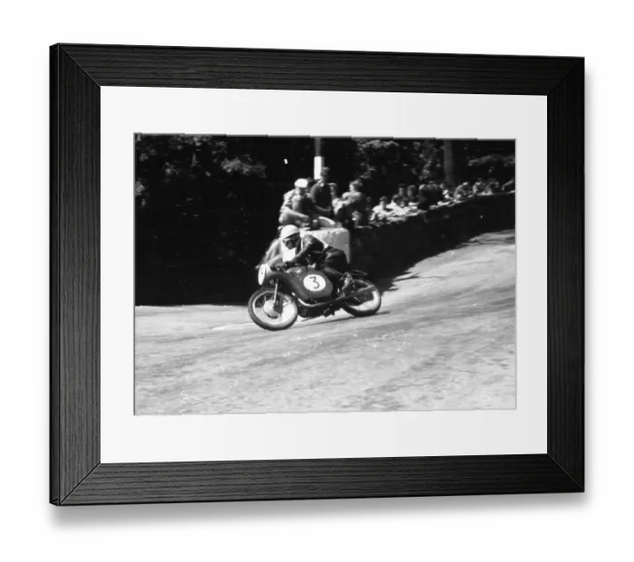 Framed Print : Les Griffiths MV 1959 Ultra Lightweight TT Framed Print : Les Griffiths MV 1959 Ultra Lightweight TT