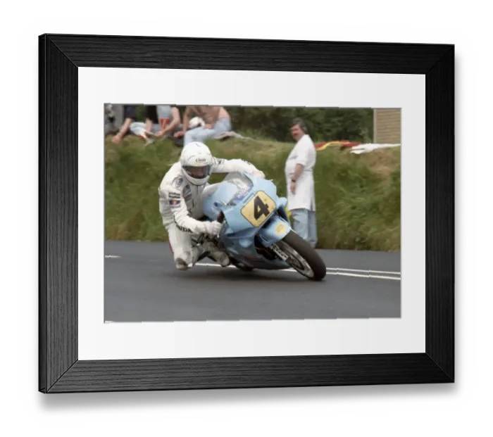 Framed Print : Derek Young Honda 1993 Supersport 600 TT Framed Print : Derek Young Honda 1993 Supersport 600 TT