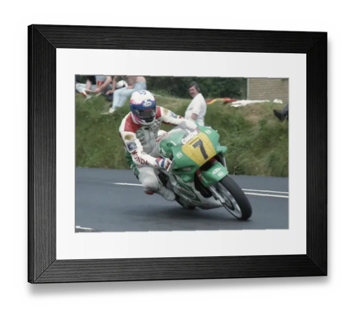 Framed Print : Nick Jefferies Castrol Honda 1993 Supersport 600 TT Framed Print : Nick Jefferies Castrol Honda 1993 Supersport 600 TT