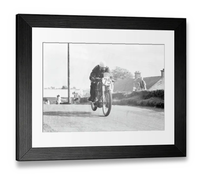 Framed Print : Bob MacDonald AJS 1952 Junior Ulster Grand Prix Framed Print : Bob MacDonald AJS 1952 Junior Ulster Grand Prix