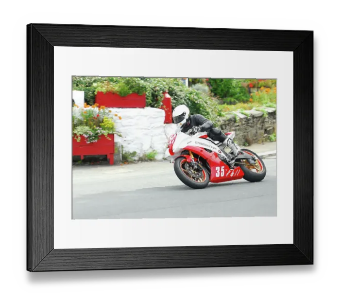 Framed Print : Louis O'Regan Yamaha 2013 Newcomers Manx Grand Prix Framed Print : Louis O'Regan Yamaha 2013 Newcomers Manx Grand Prix