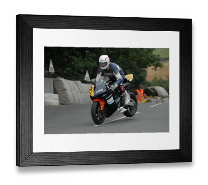 Framed Print : Stuart Bainborough Honda 2008 Senior Manx Grand Prix Framed Print : Stuart Bainborough Honda 2008 Senior Manx Grand Prix